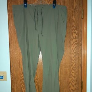 Women’s 22W Columbia Pants